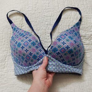 VS Lightly Lined Plunge Bralette 32DD